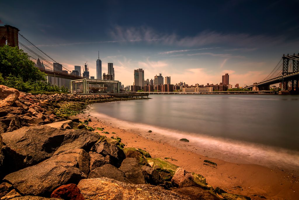 Long-exposure view of Lower Manhattan between the Brooklyn and Manhattan Bridges
